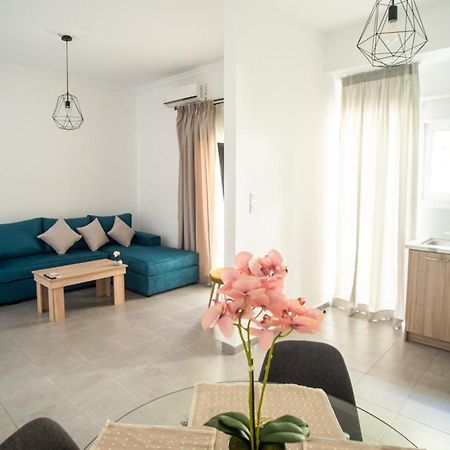 Explore Greece From City Centre Apartment Chalkís 외부 사진